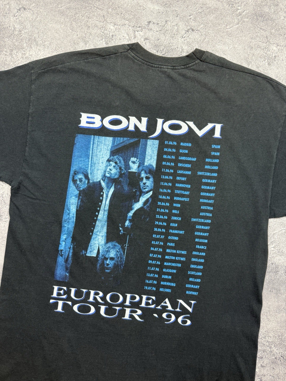 Vintage 1996 Bon Jovi These Days Rare Tour T-Shirt Single Stitch Black Size XL