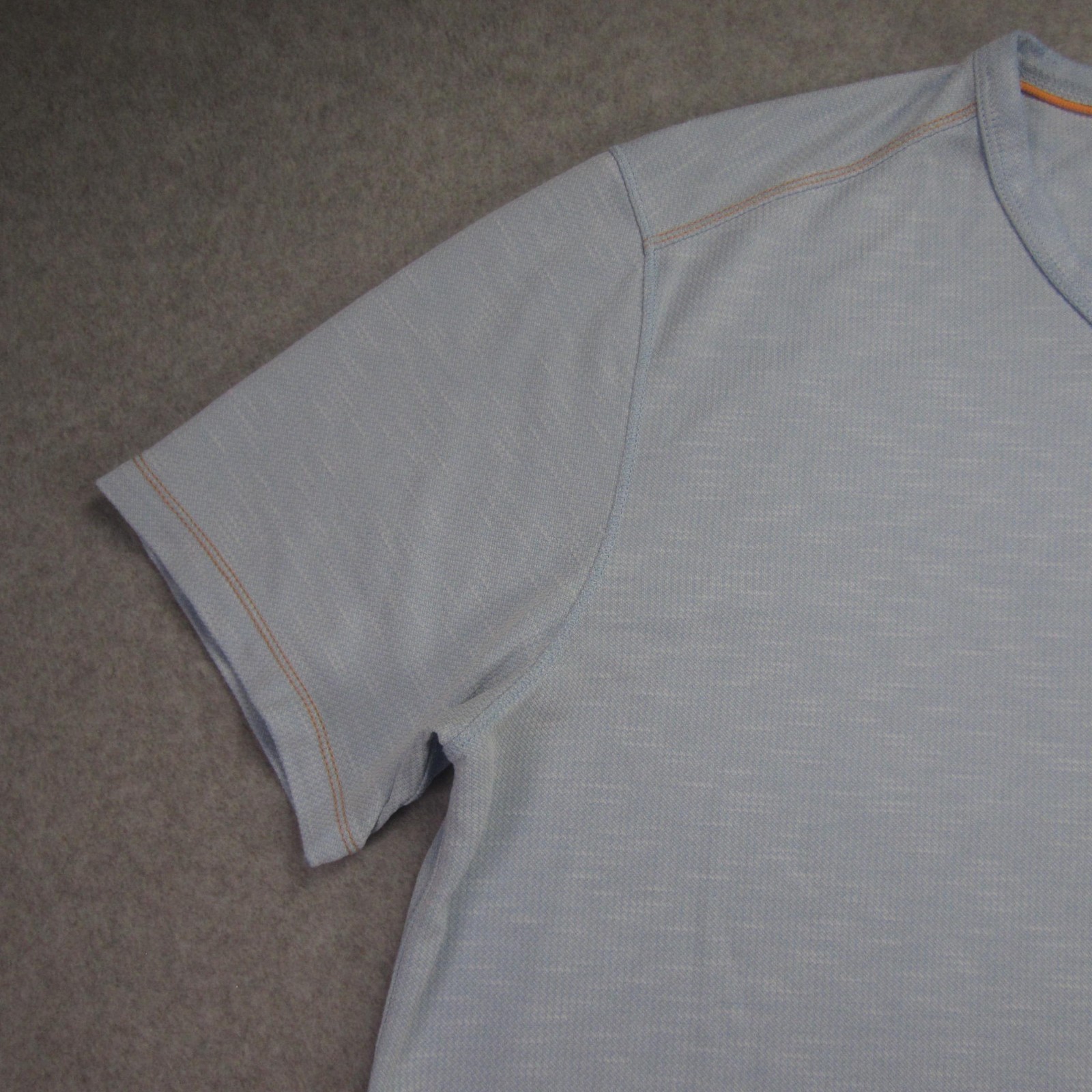 Tommy Bahama Shirt Mens Medium Blue V Neck Short Sleeve Island Zone Coolmax