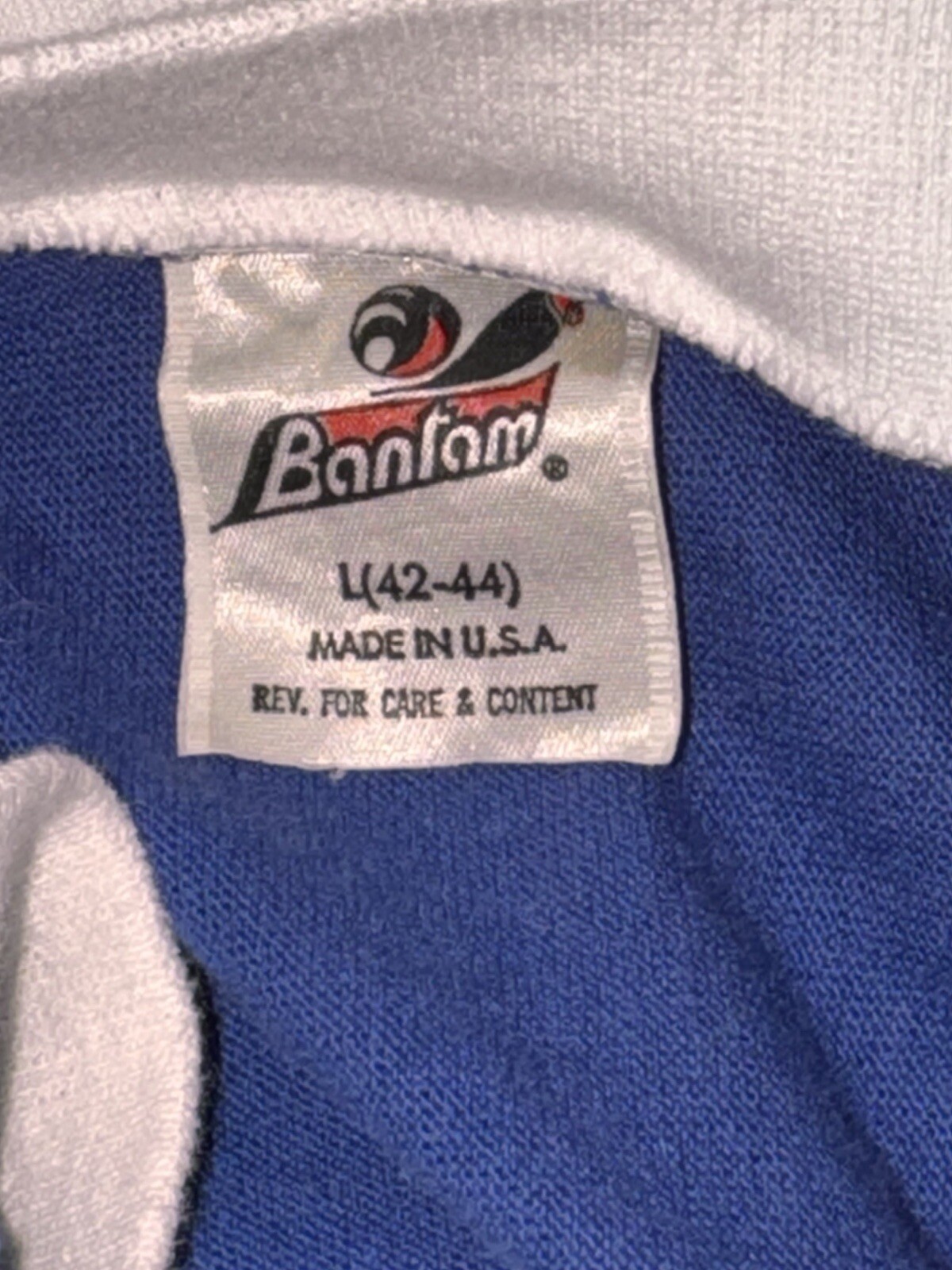 Vintage 1980&rsquo;s Bantam Roadway V Neck White/Blue T-Shirt Size Large Made in USA
