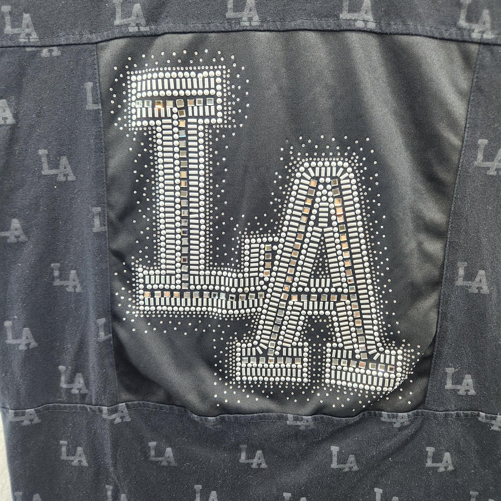 Victorious Shirt Mens XL Black LA Los Angeles Rhinestone All Over Print Tee