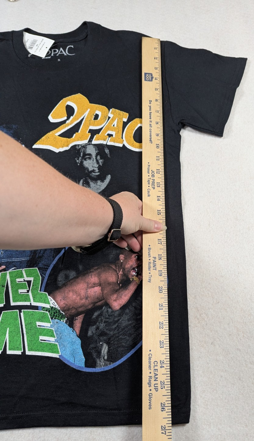 Tupac – 2 Pac – All Eyez On Me – T-Shirt – Size S