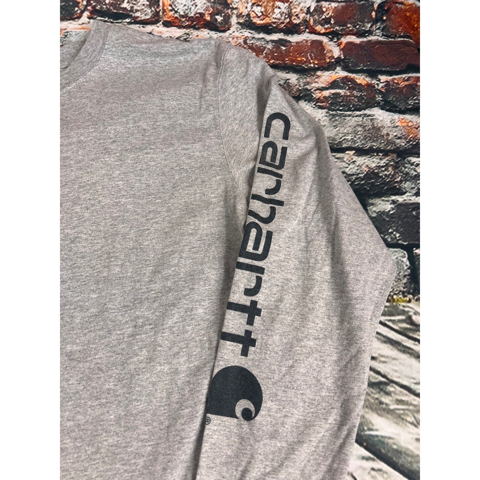 Carhartt Mens K231 Long Sleeve Graphic Logo T-Shirt Gray Original Fit Medium M