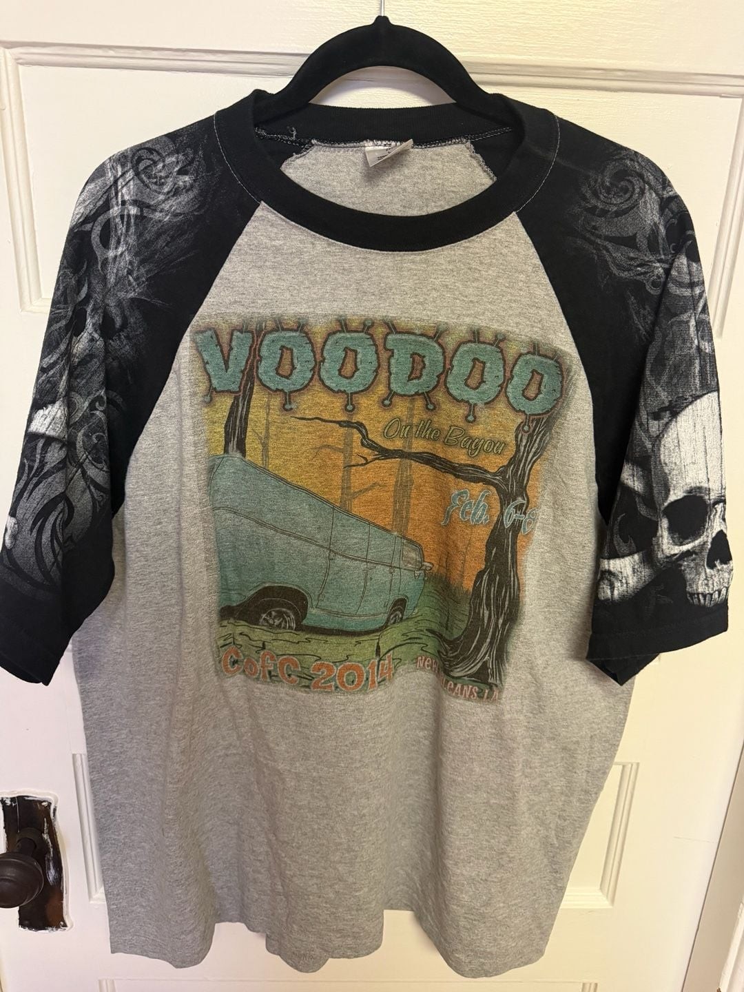 Everyday Life Voodoo On The Bayou 2014 New Orleans Raglan T-Shirt with Skull Sle