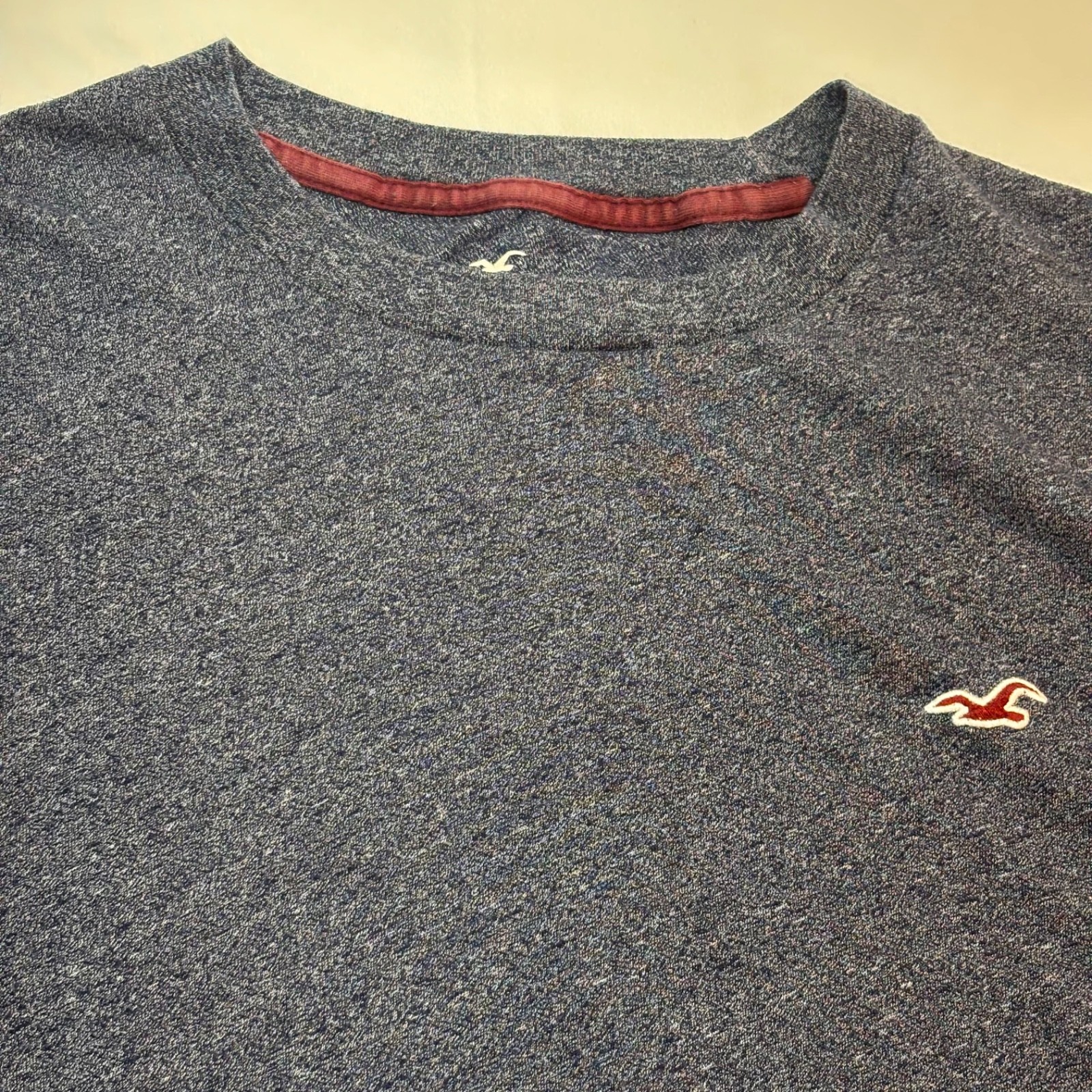 Hollister Must Have Collection Men’s Blue T-shirt Size Med Short Sleeve Logo