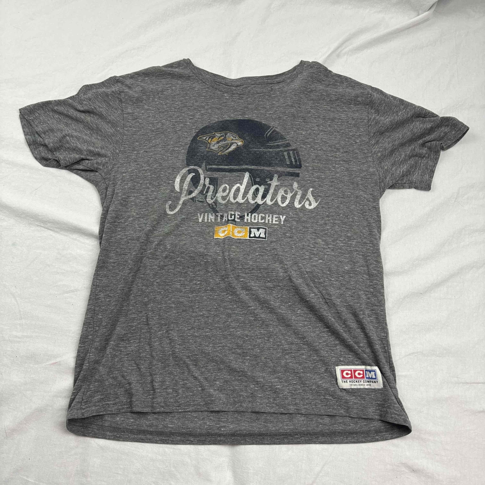 CCM Sports Nashville Predators NHL T-Shirt Gray Short Sleeve Polyester Blend M
