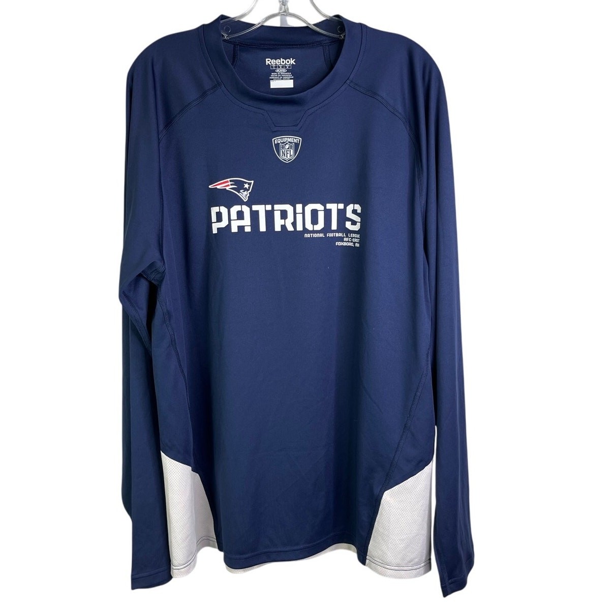 New England Reebok Patriots NFL Long Sleeve Shirt Men L Navy Back Vents Pullover