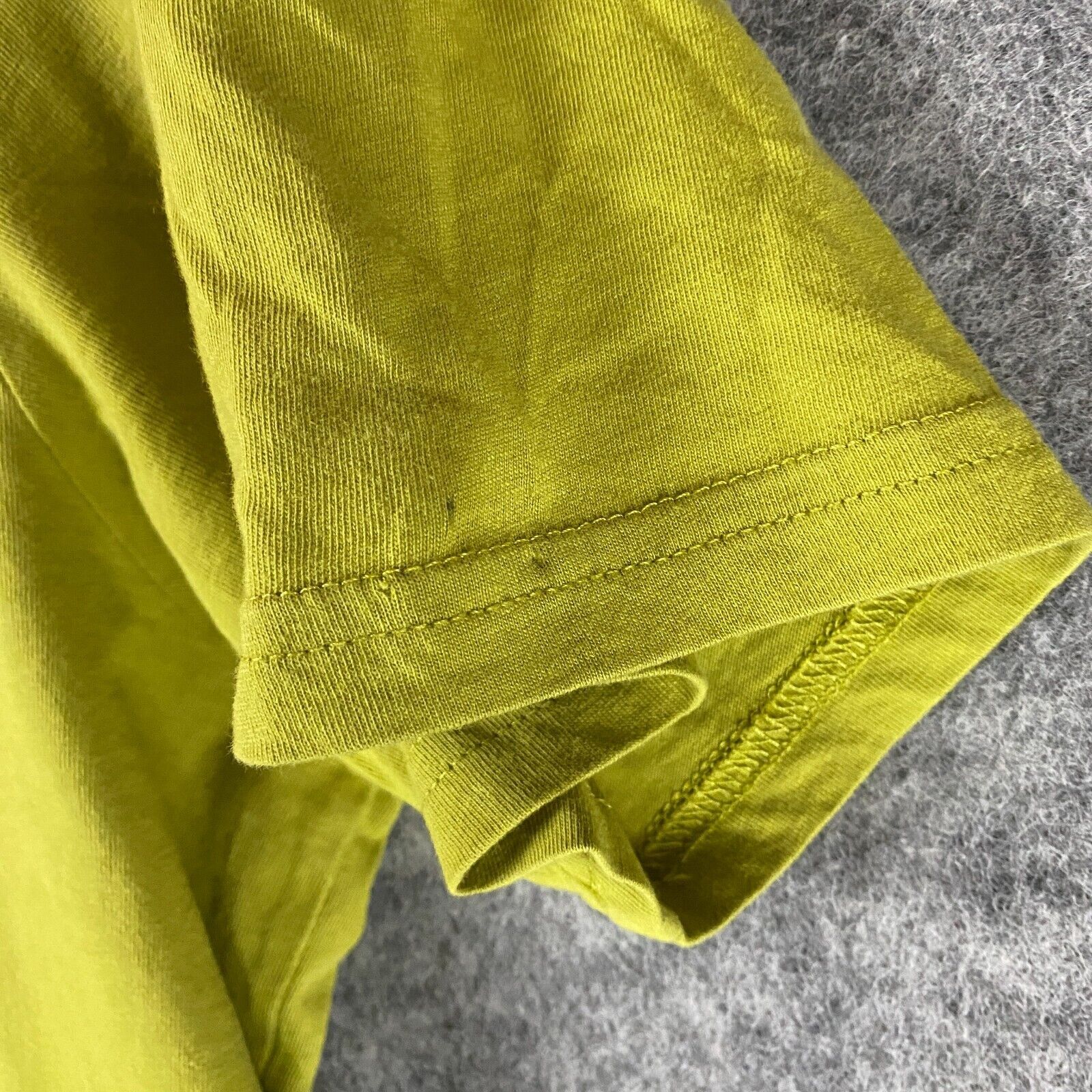 Volcom T-Shirt Large Modern Fit Men&rsquo;s Short Sleeve Lime Green 100% Cotton