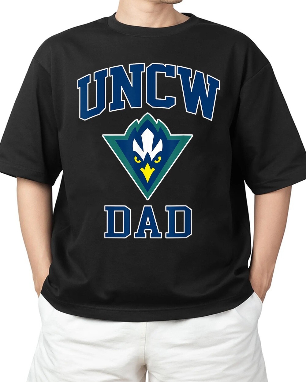 UNCW Arch Vintage Retro College Dad Father&rsquo;s day Vintage Adult S-4XL T-Shirt