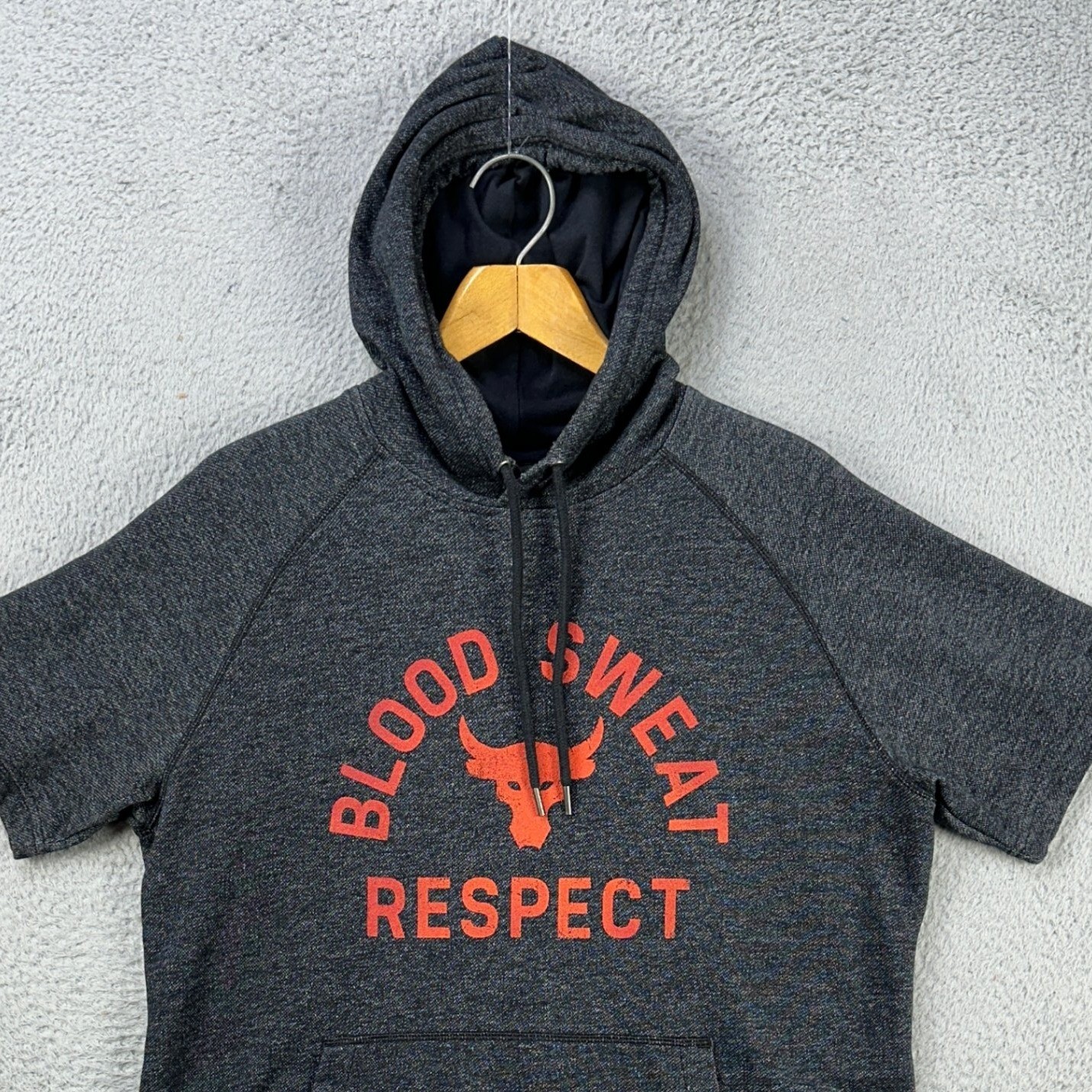 Under Armour Shirt Hoodie Mens Large Gray Project Rock Drawstring Short Sleeve