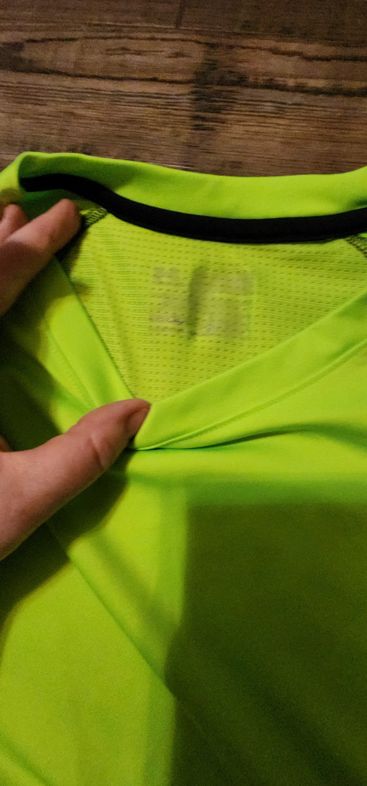 UNDER ARMOUR Neon Green MENS TSHIRT ADULT Maybe Size Large? Tag Is Worn 1390