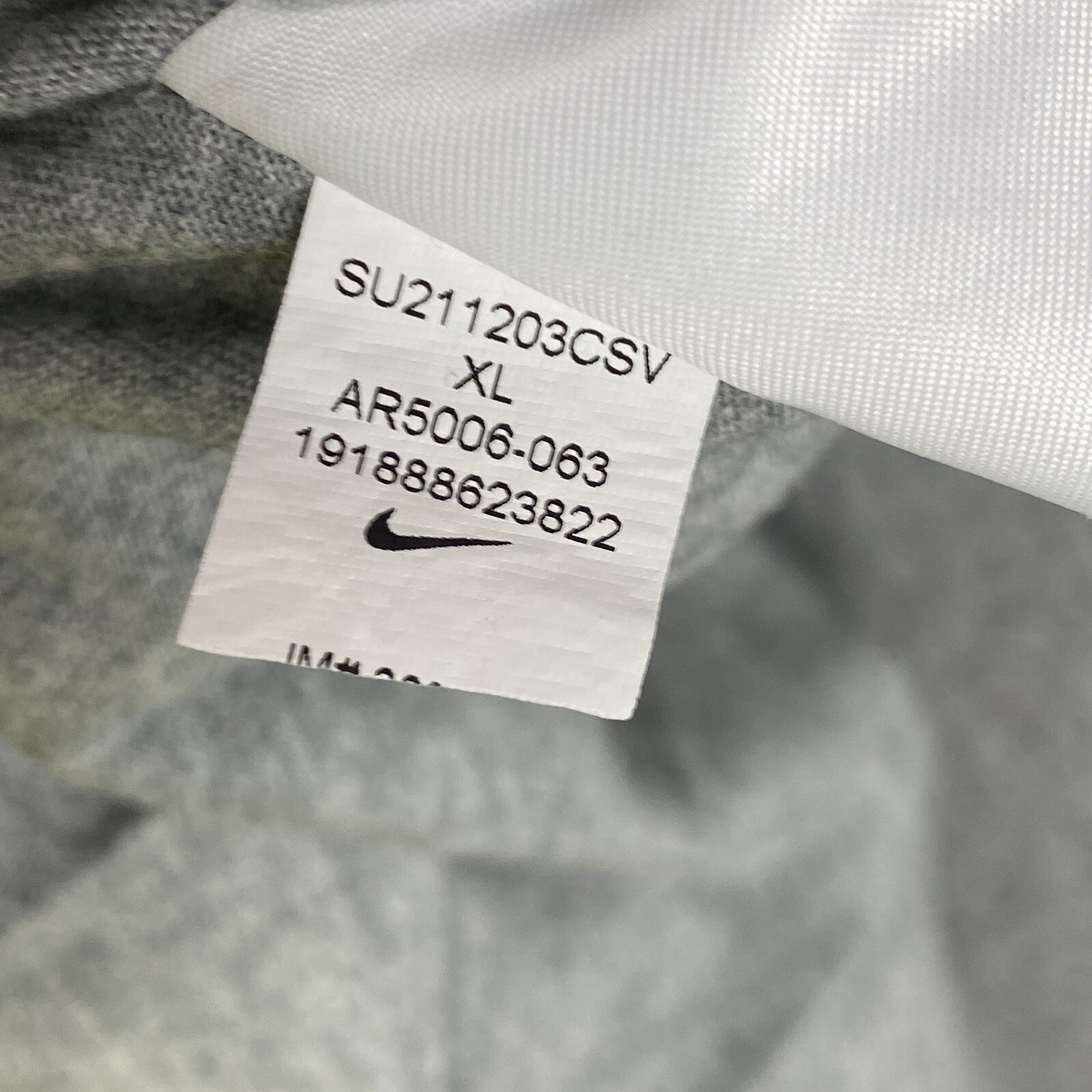 NIKE Just Do It T-Shirt Men&rsquo;s XL Gray & Black JDI AR5006-011 Sportswear Tee