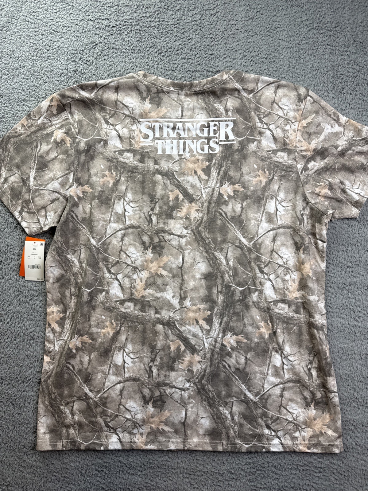 Stranger Things Shirt Mens XL Gray Camo Beam Me Up Alien Graphic Tee NWT