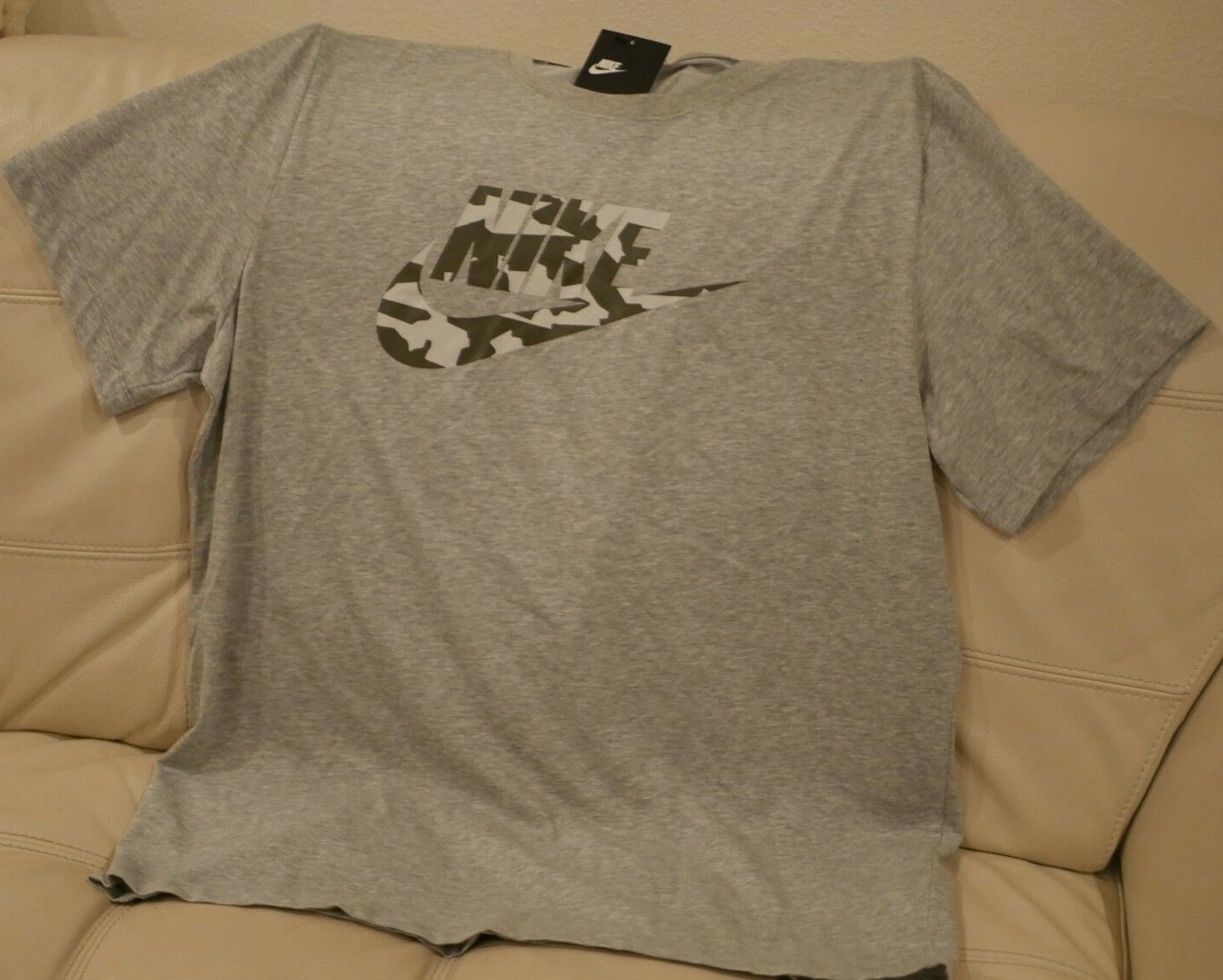 NWT MEN&rsquo;S NIKE DRI-FIT ATHLETIC T-SHIRT DK HEATHER GREY DR0556-063 LARGE, XL,2XL