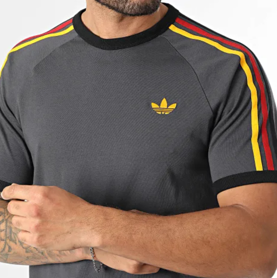 NEW MEN&rsquo;S ADIDAS ORIGINALS 3-STRIPES CALIFORNIA TEE SHIRT ~SIZE LARGE #KC867
