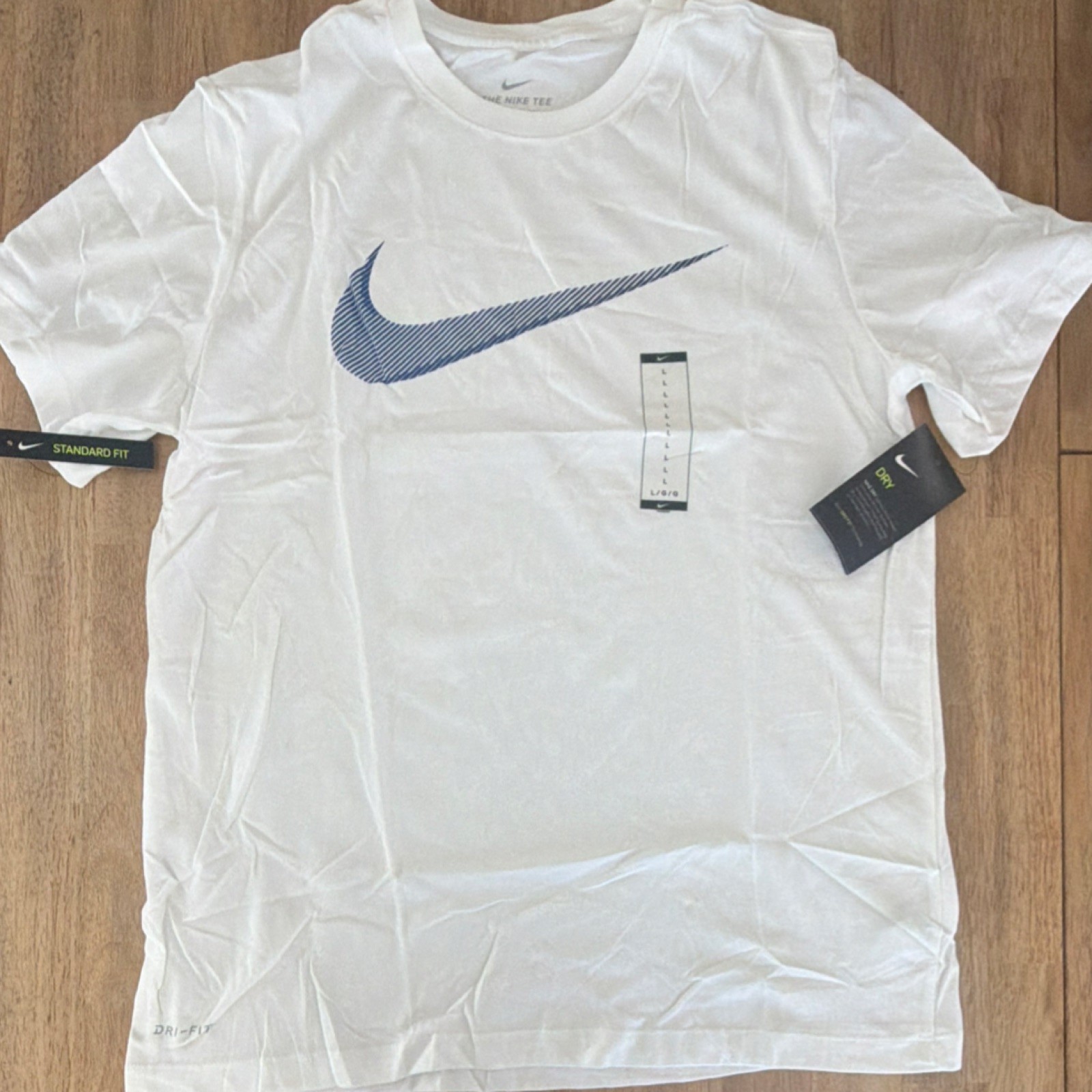 Nike Dri-FIT Men&rsquo;s White T-Shirt L