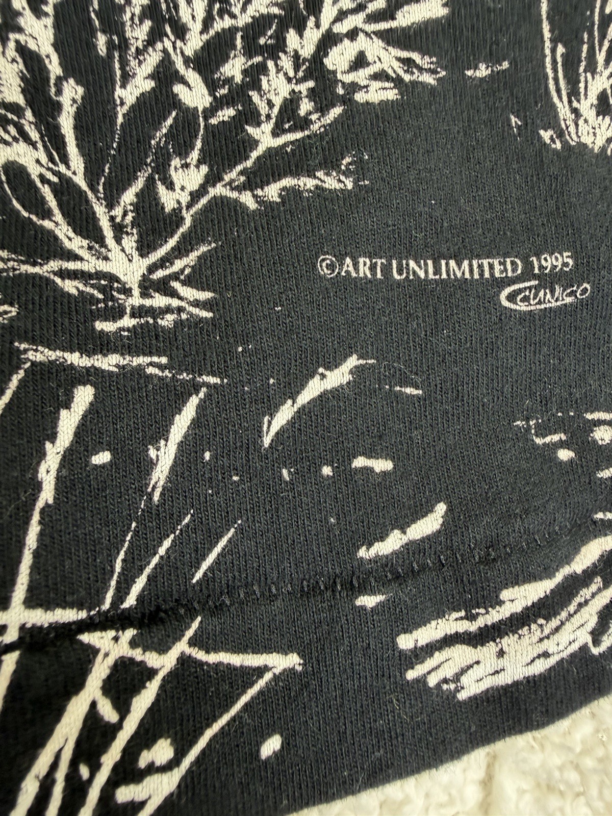Art Unlimited Vintage Single Stitch Deer All Over Print T-Shirt Size L 1995