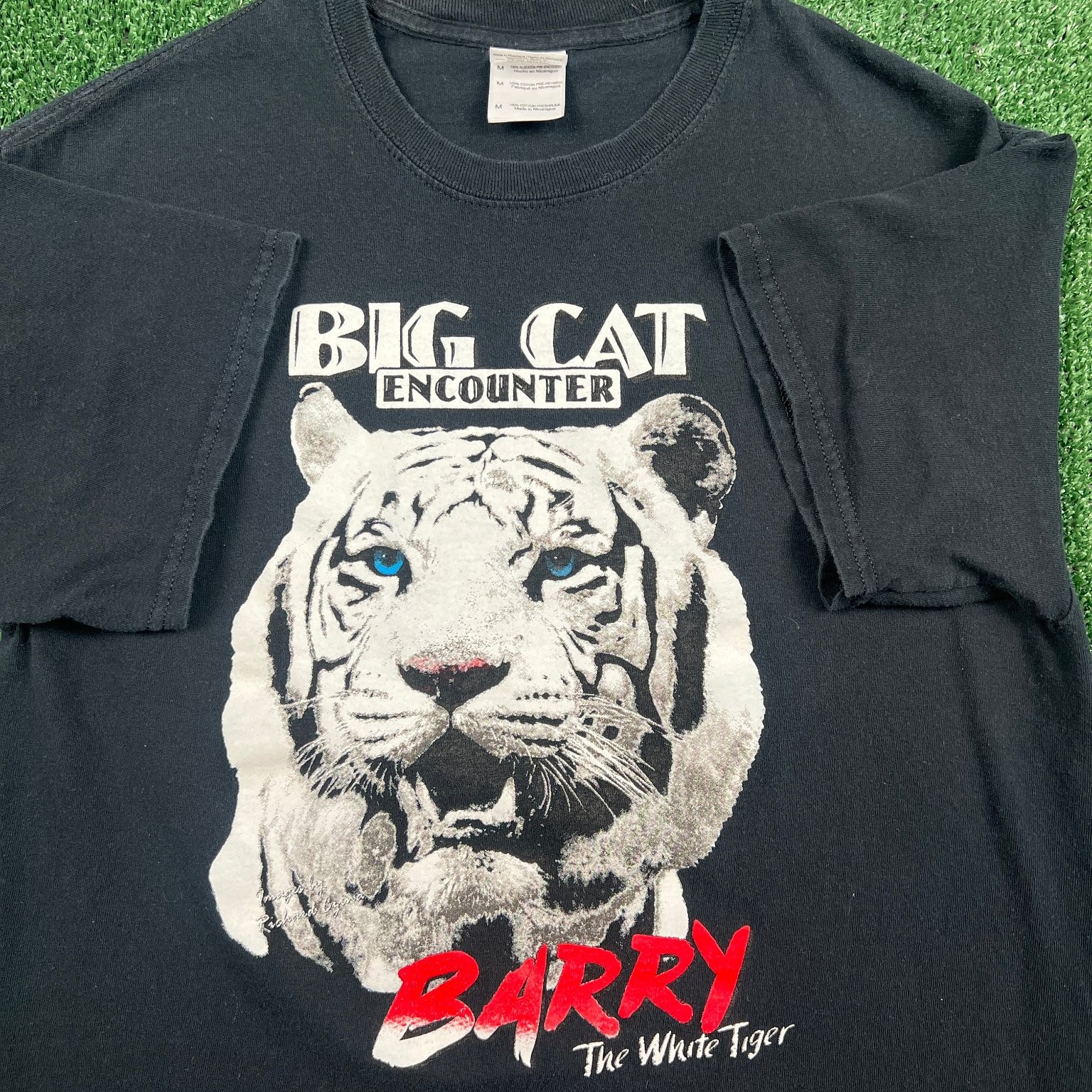 VTG Big Cat Encounter Barry The White Tiger Nature Animal T-Shirt Men&rsquo;s M Black