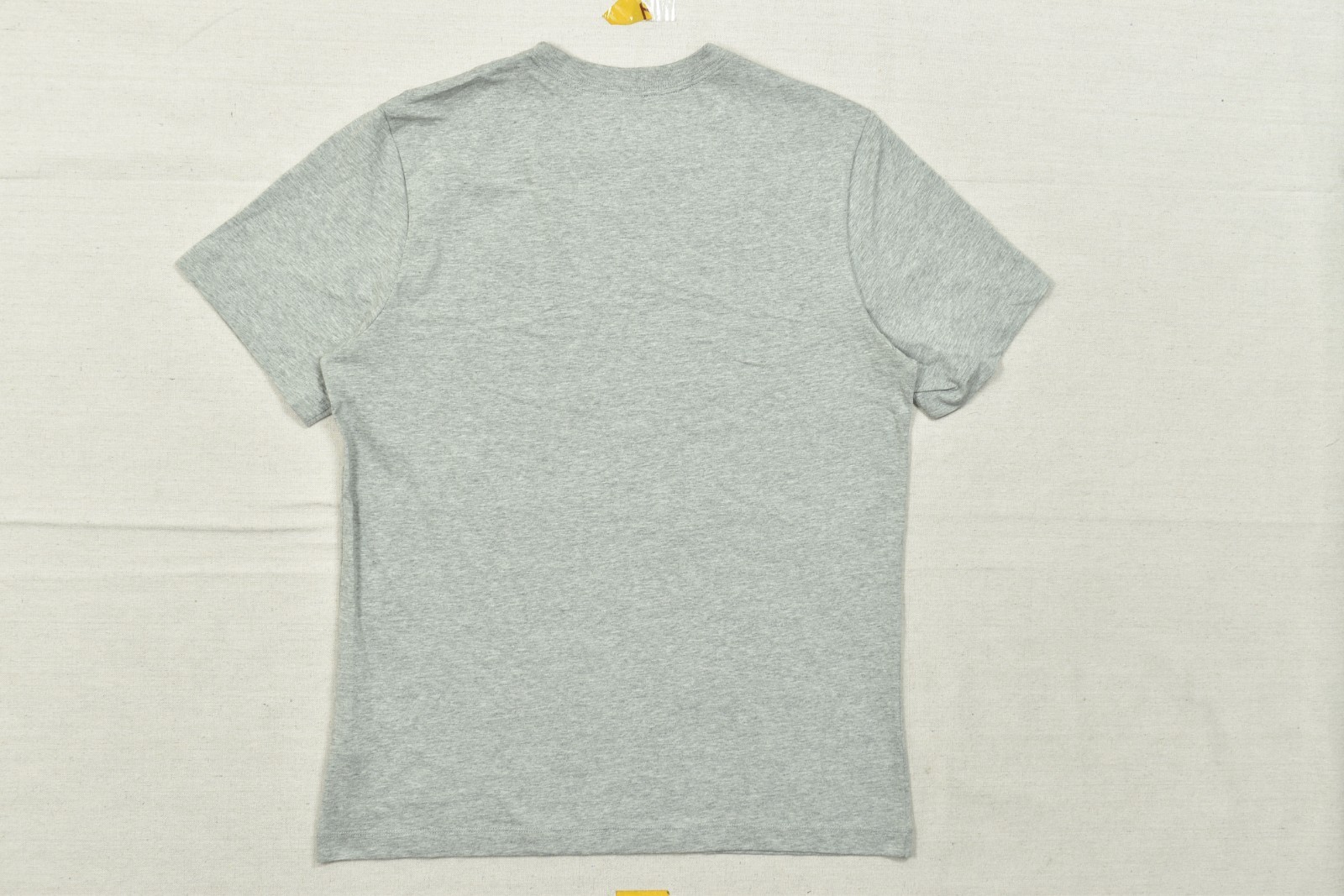 Nike The Nike Tee Men&rsquo;s Size M Medium Gray Short Sleeve Crew Neck Cotton Graphic