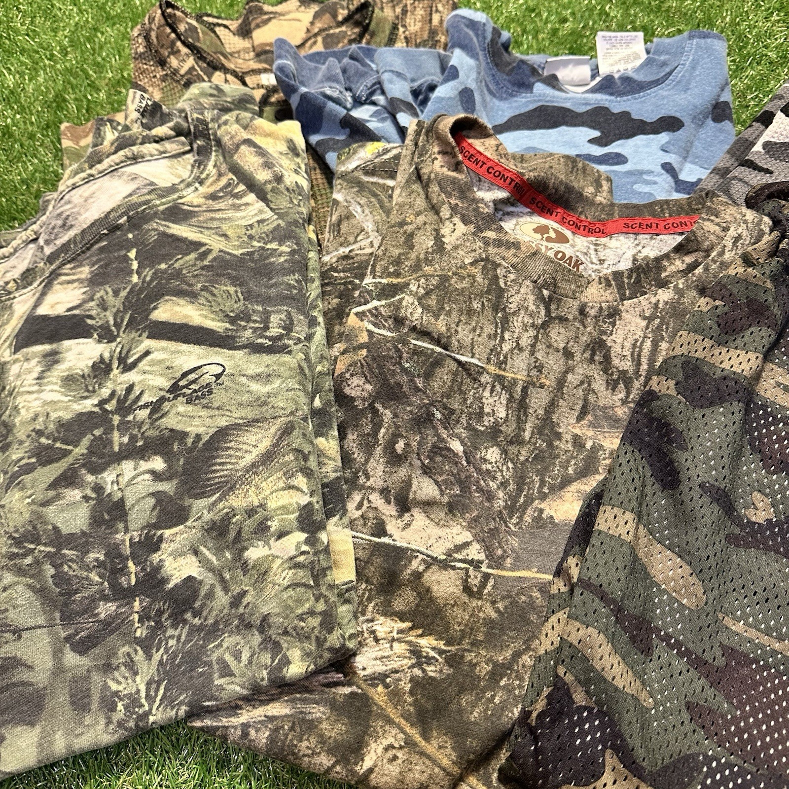 VTG Realtree Mossy Oak Camouflage T-Shirt Men&rsquo;s Mixed Size Lot of 10 Hunting 90s