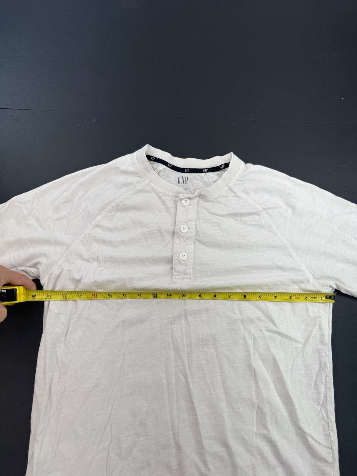 Gap White Henley Button T-Shirt Mens Size Medium Cotton Short Sleeve