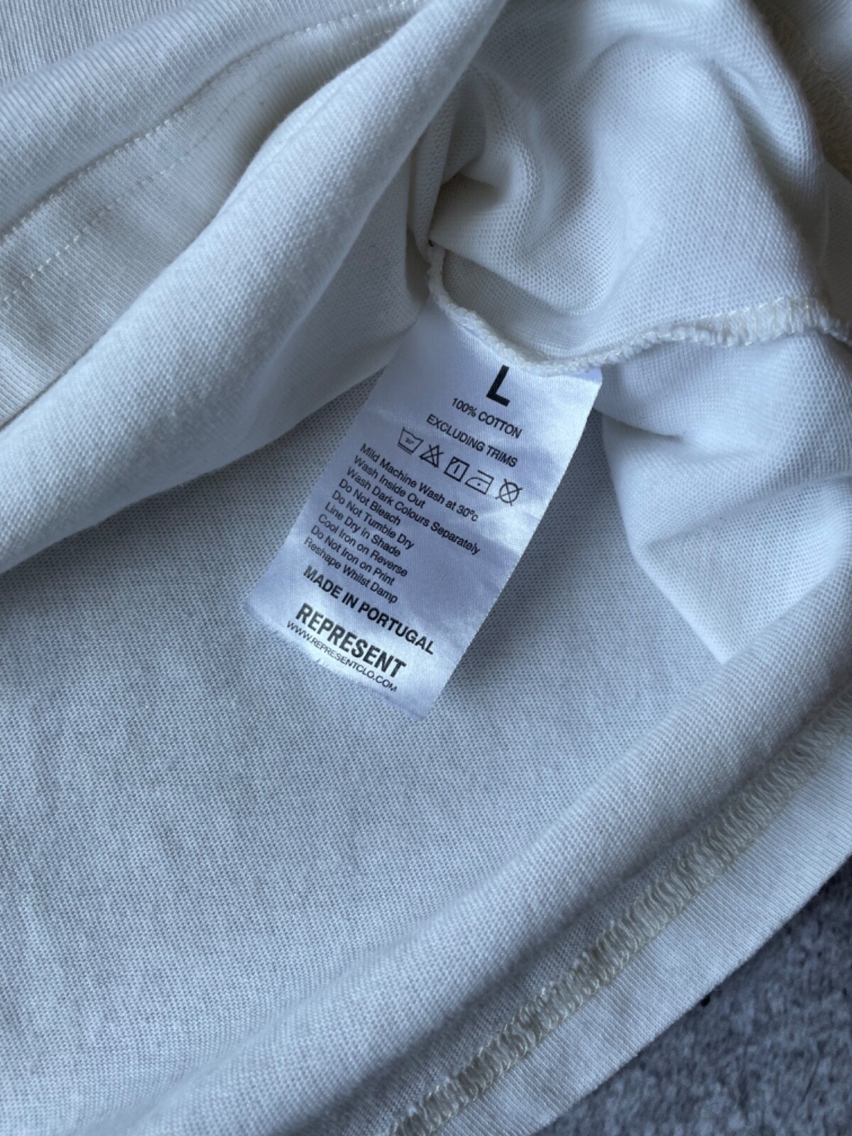 Represent DOUBLE DISTILLED FLAT WHITE T-SHIRT Size-L