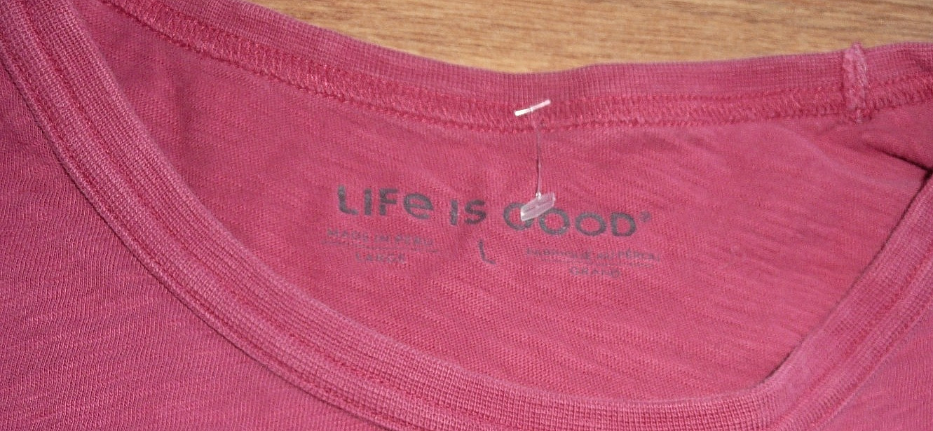 NWOT Life Is Good Mountains Men&rsquo;s Large Maroon T-Shirt