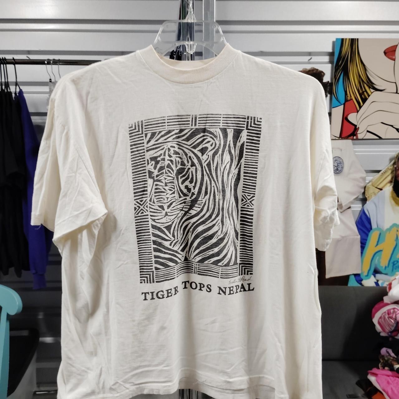 Tiger Nepal Stripped Vtg Shirt Abstract Art Tee Size large Fair A280ed