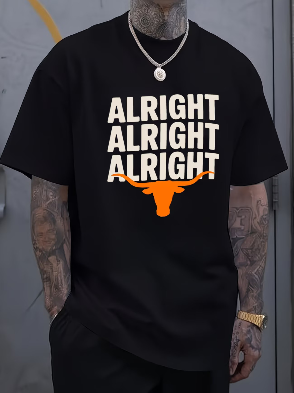 Men&rsquo;S Casual Black T-Shirt with « Alright Alright Alright » Texas Longhorn Logo Pr