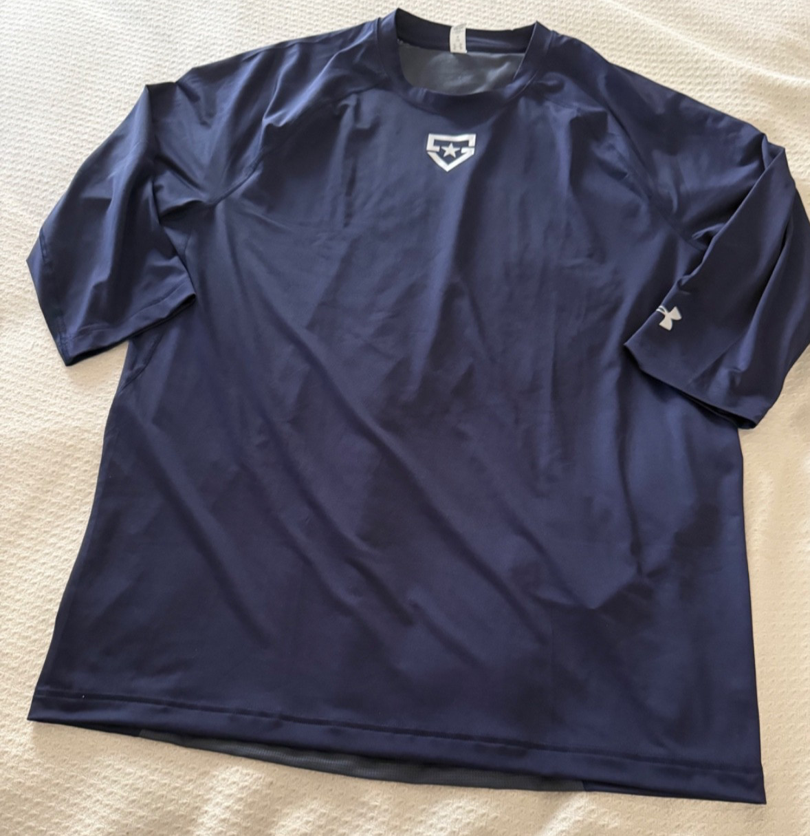 Men&rsquo;s Under Armour Heat Gear S/S Athletic shirt Large L silver star mesh inset