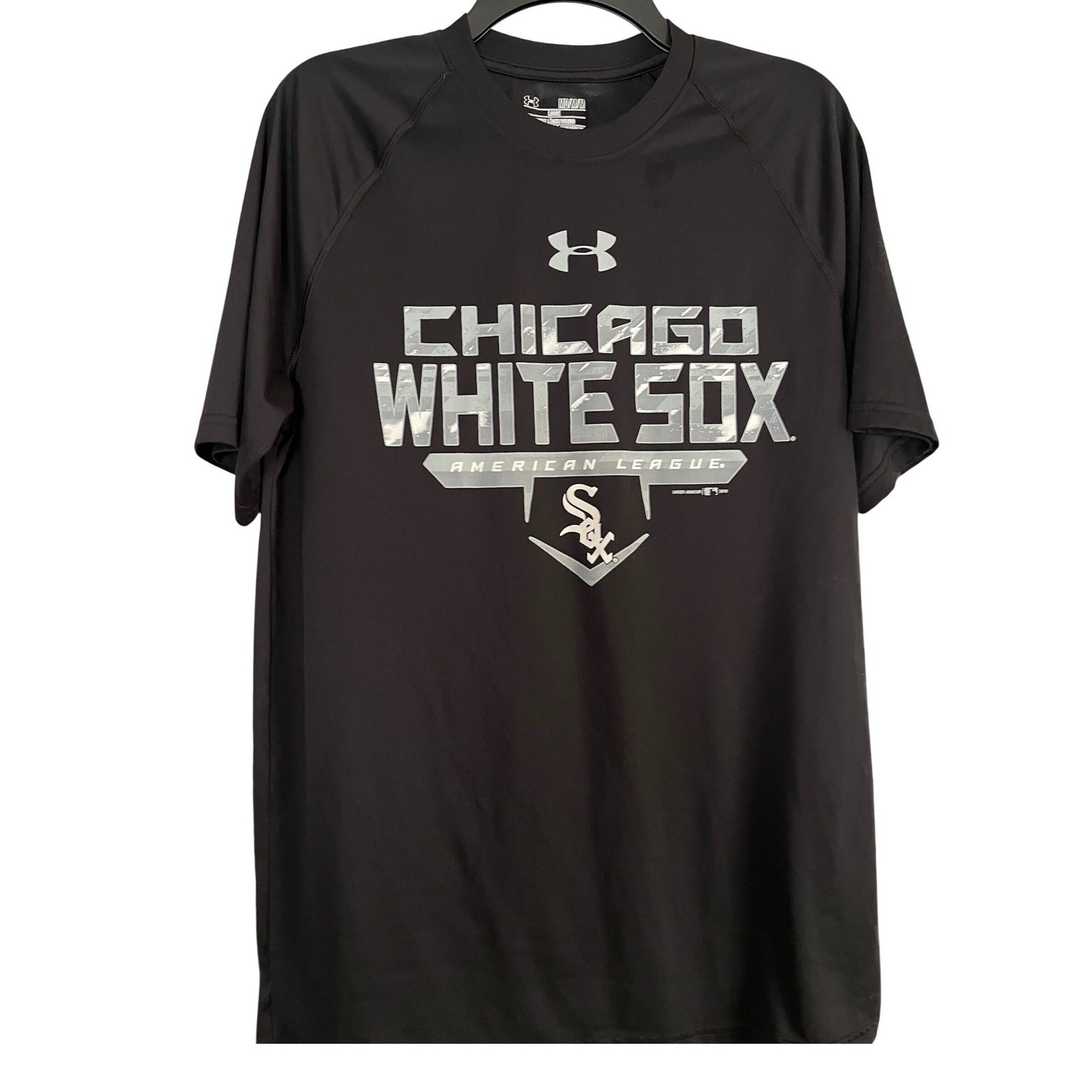 Chicago White Sox HeatGear Shirt Under Armour Mens Medium Black MLB Performance