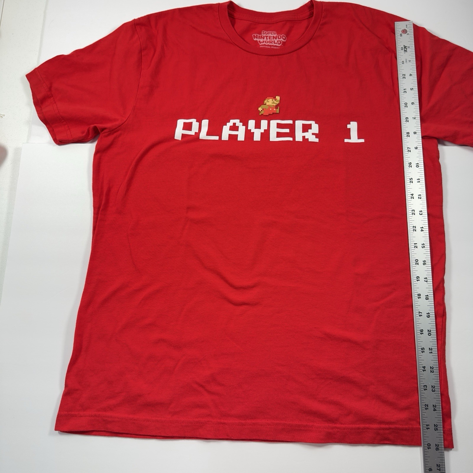 Super Nintendo World Player 1 Mario Mens Size L T-Shirt Red Short Sleeve