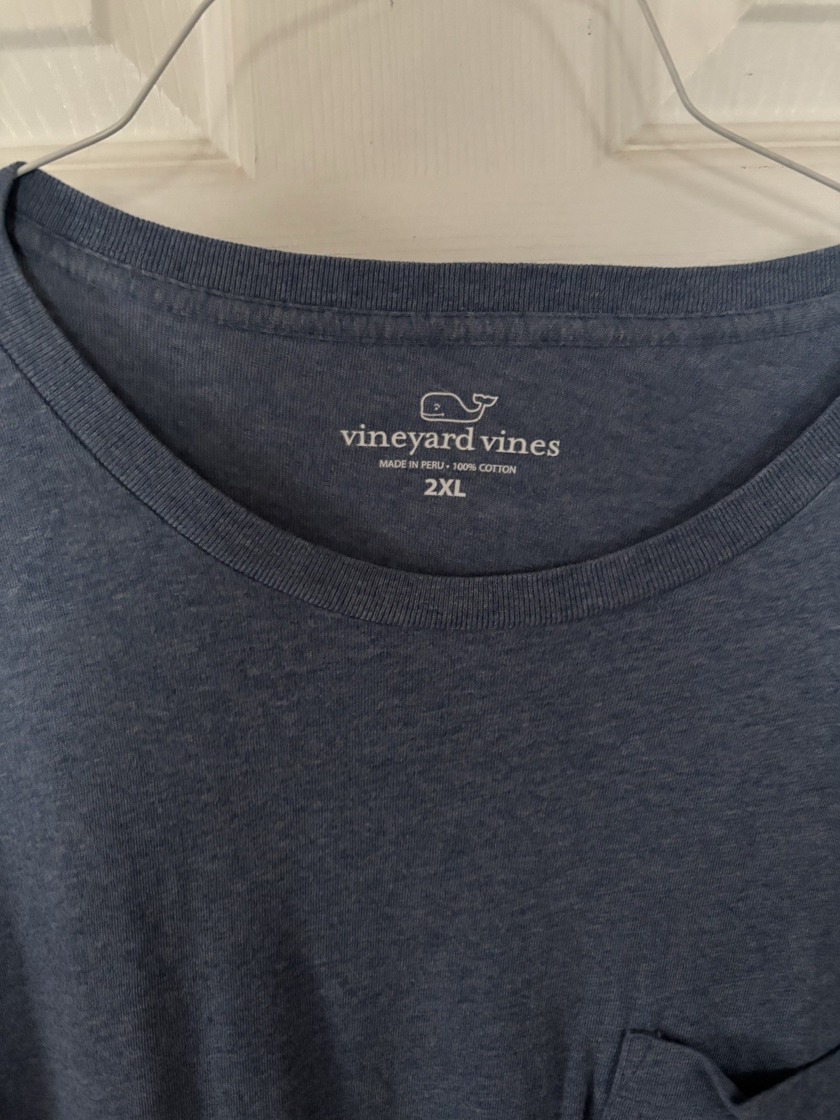 Vinyard Vines Long Sleeve with pocket Navy Blue Whale XXL