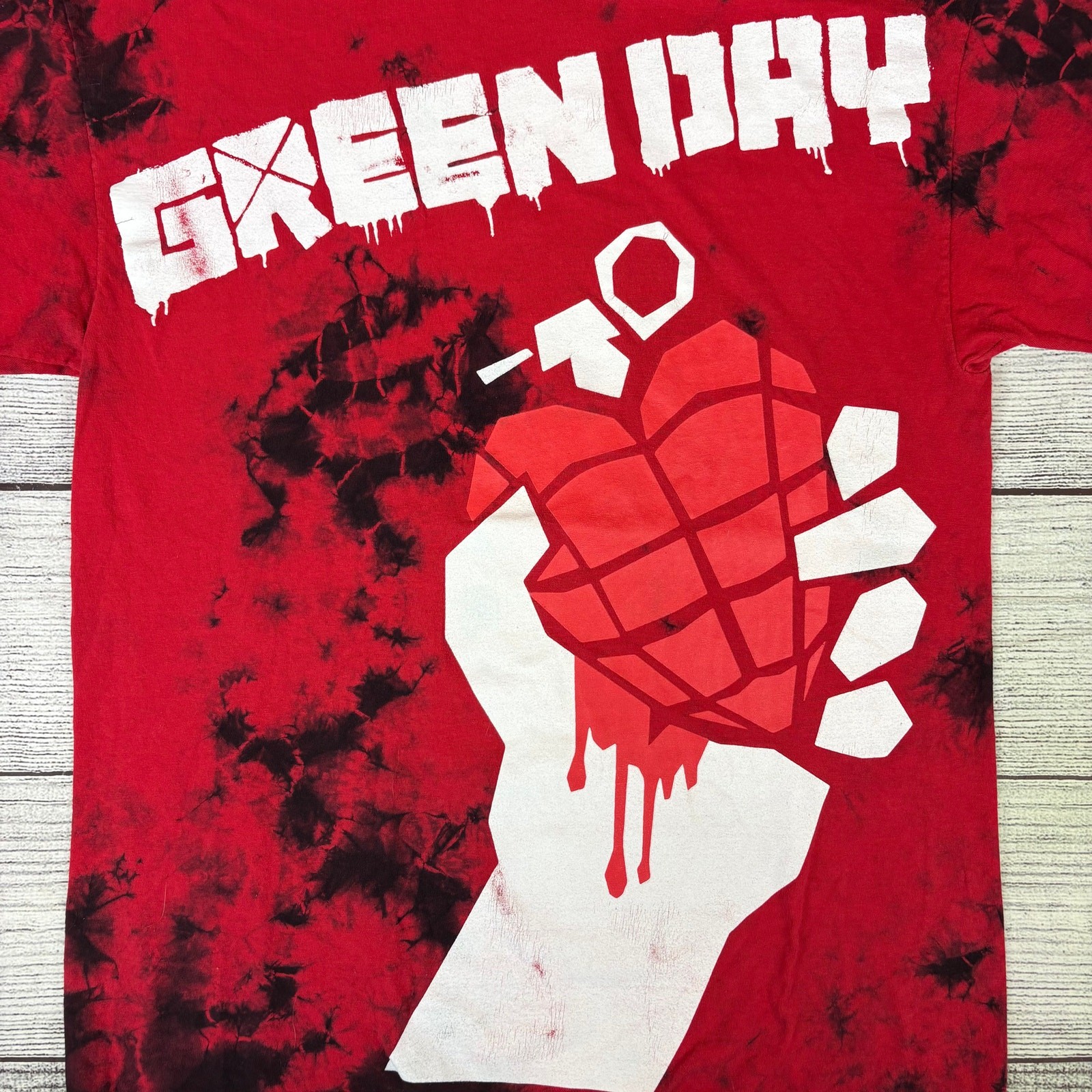 Y2k Green Day Grenade Red & Black Tie Dye T-shirt size Men&rsquo;s Large