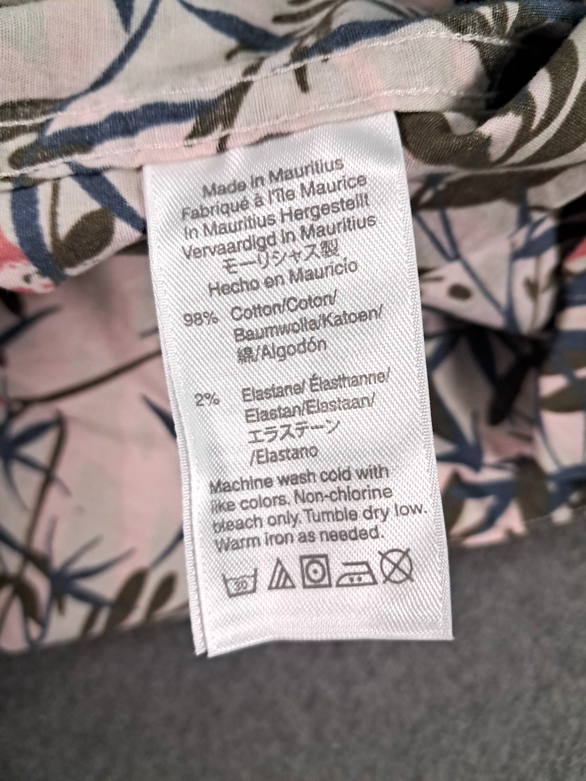 J Crew Flex Button Down Short Slv Shirts Lot of 2 Geometric & Floral Patterns XL