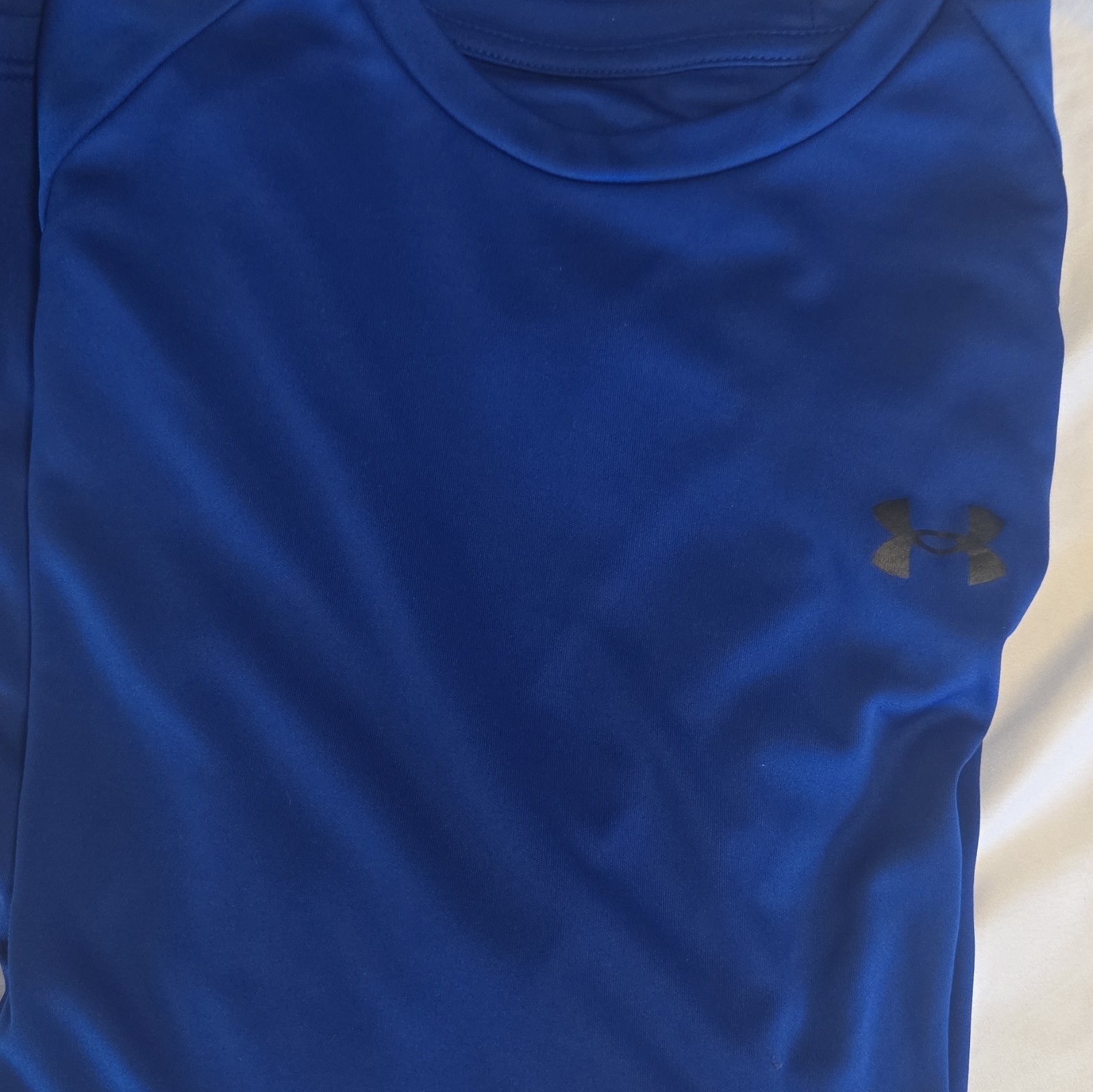 Lot Of 3 Men’s Nike Under Armour T-shirts Size XL Preppy Trendy Comfort Graphic