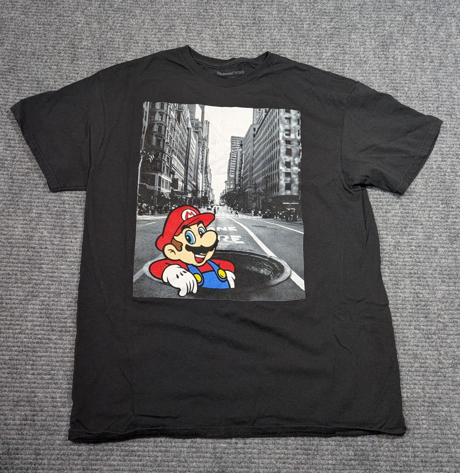 Super Mario Street Manhole Pop Up T-Shirt Men&rsquo;s L – From Nintendo New York