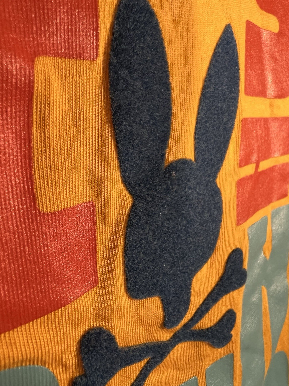 Psycho Bunny Men&rsquo;s Lyons Flocking Graphic Tee Saffron Shirt Size 4 Pima Cotton