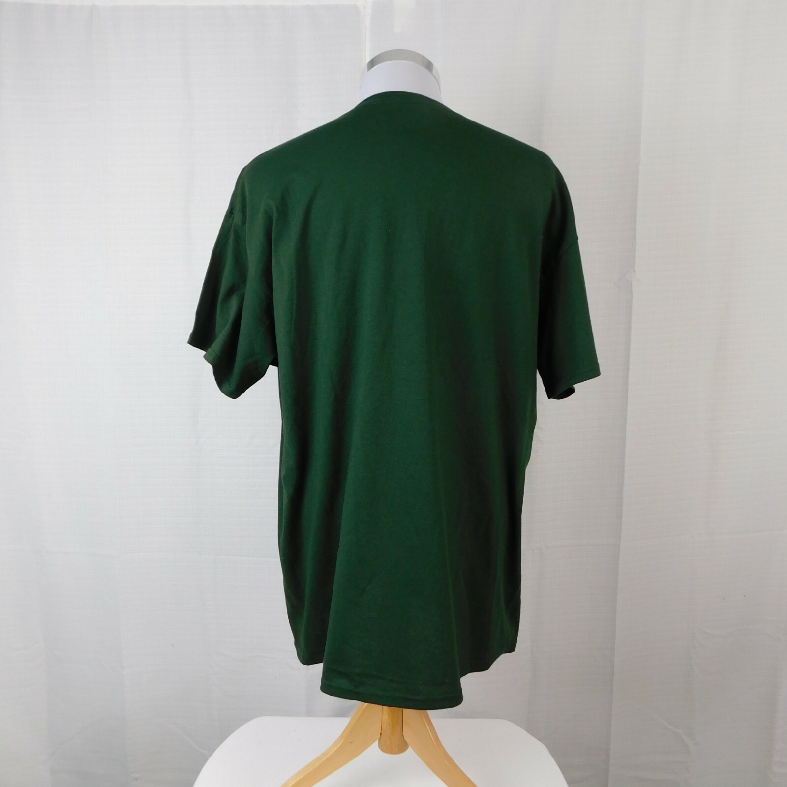 Meadow Creek Men&rsquo;s Bass Fishing Graphic T-Shirt Hunter Green Large #1555
