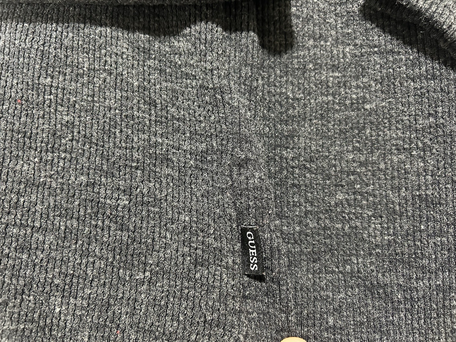 GUESS T Shirt Mens Medium Thermal Henley Solid Gray Cotton Poly Blend Waffle