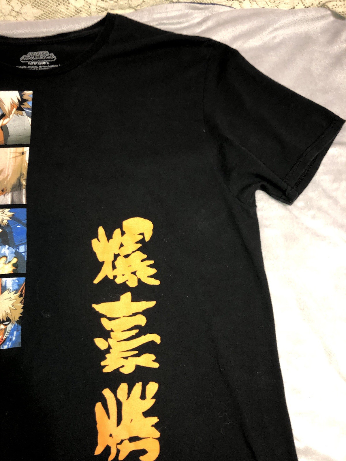 My Hero Academia New Adult T-Shirt – Panels of Bakugo & Ornage Kanji XL EUC A#1