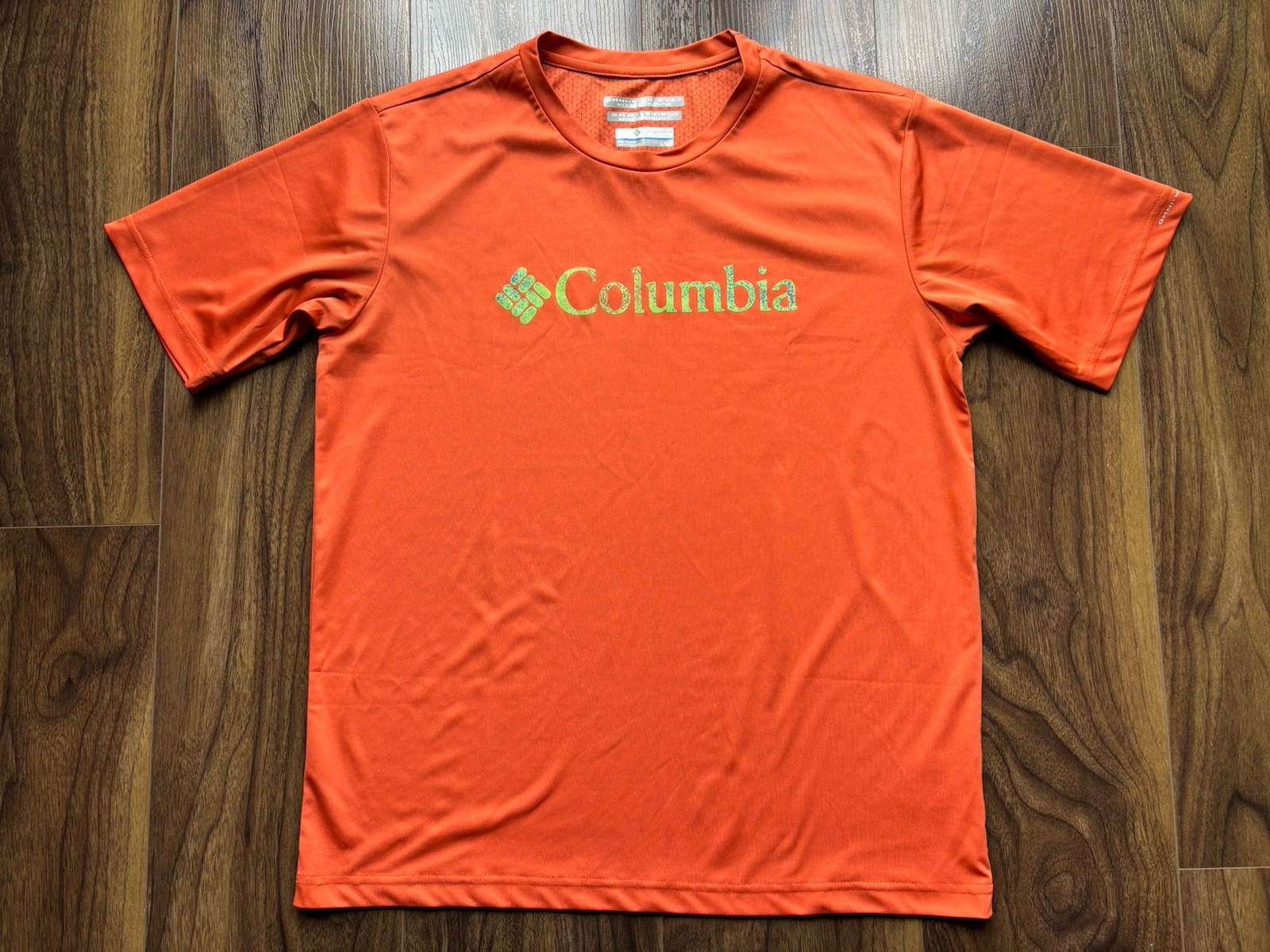 Colombia “Omni” Wicking & Insect Repellent UK (L) Slim Chest 42” BNWOT RRP £39