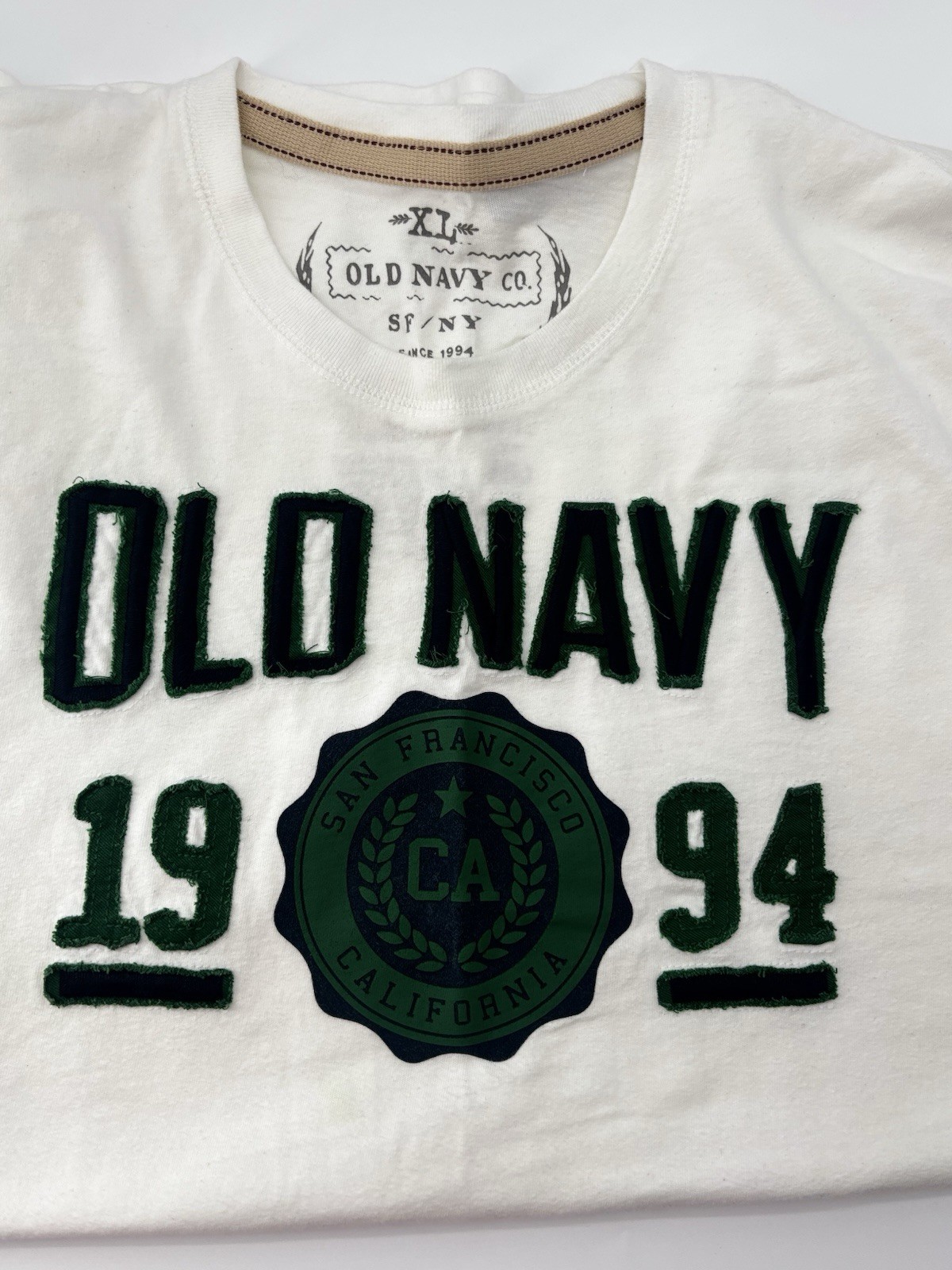 Old Navy Men&rsquo;s Graphic Logo Crewneck Short Sleeve T-Shirt XL White Green Black