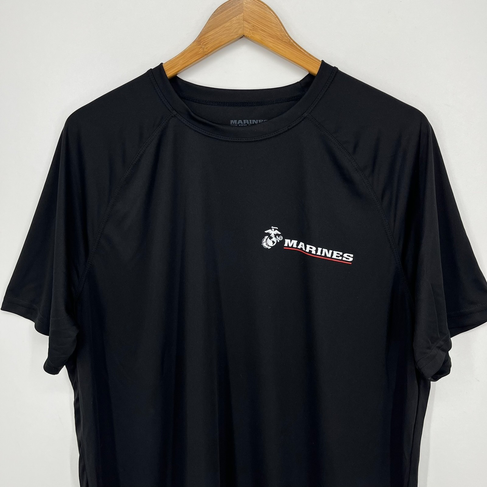 USMC Marines Short Sleeve T-Shirt Men&rsquo;s Size L Black Moisture Wicking USA NWOT