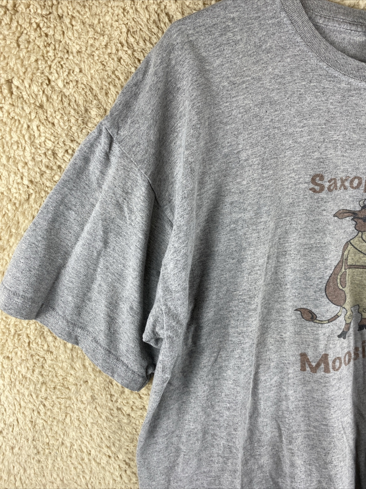 Saxophone Moosician Mens Sz XL Gray Short Sleeve Graphic T-Shirt