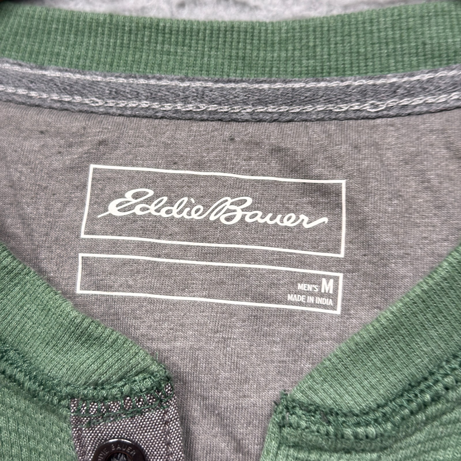Eddie Bauer Thermal Henley Shirt Mens Medium Green Waffle Knit Outdoor
