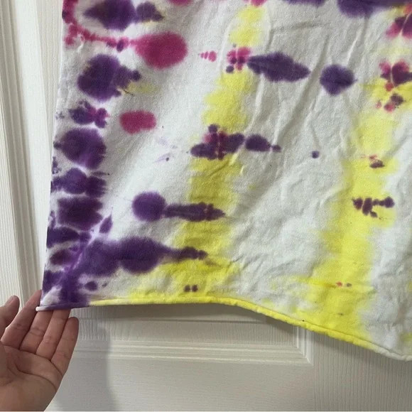Gildan Heavy Cotton Tie Dye T-Shirt Large Multicolor Purple Yellow Pink Unisex