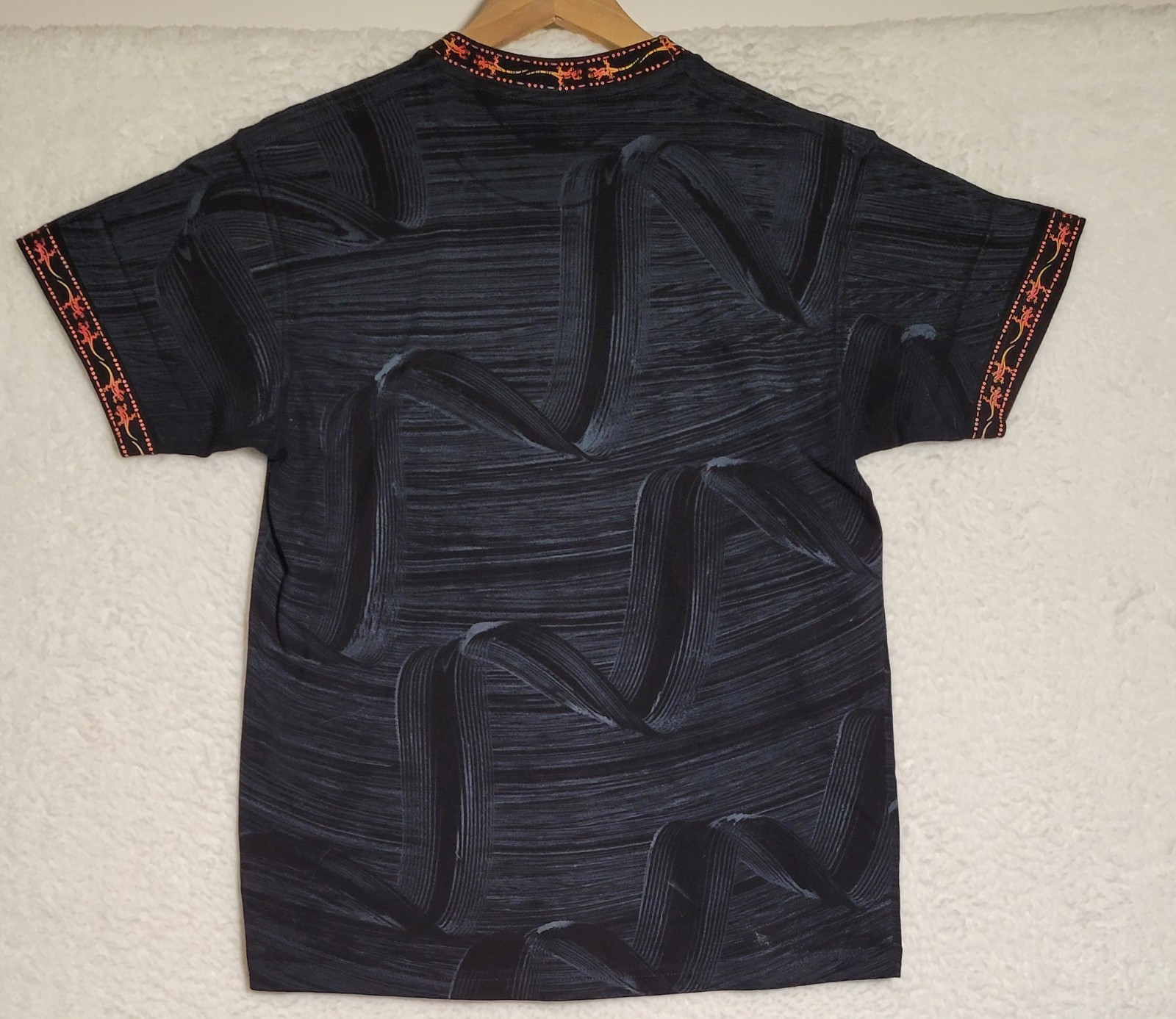 Colombia Shirt Sz M Ariari Sport Brand Black Short Sleeve Tribal Souvenir 0677