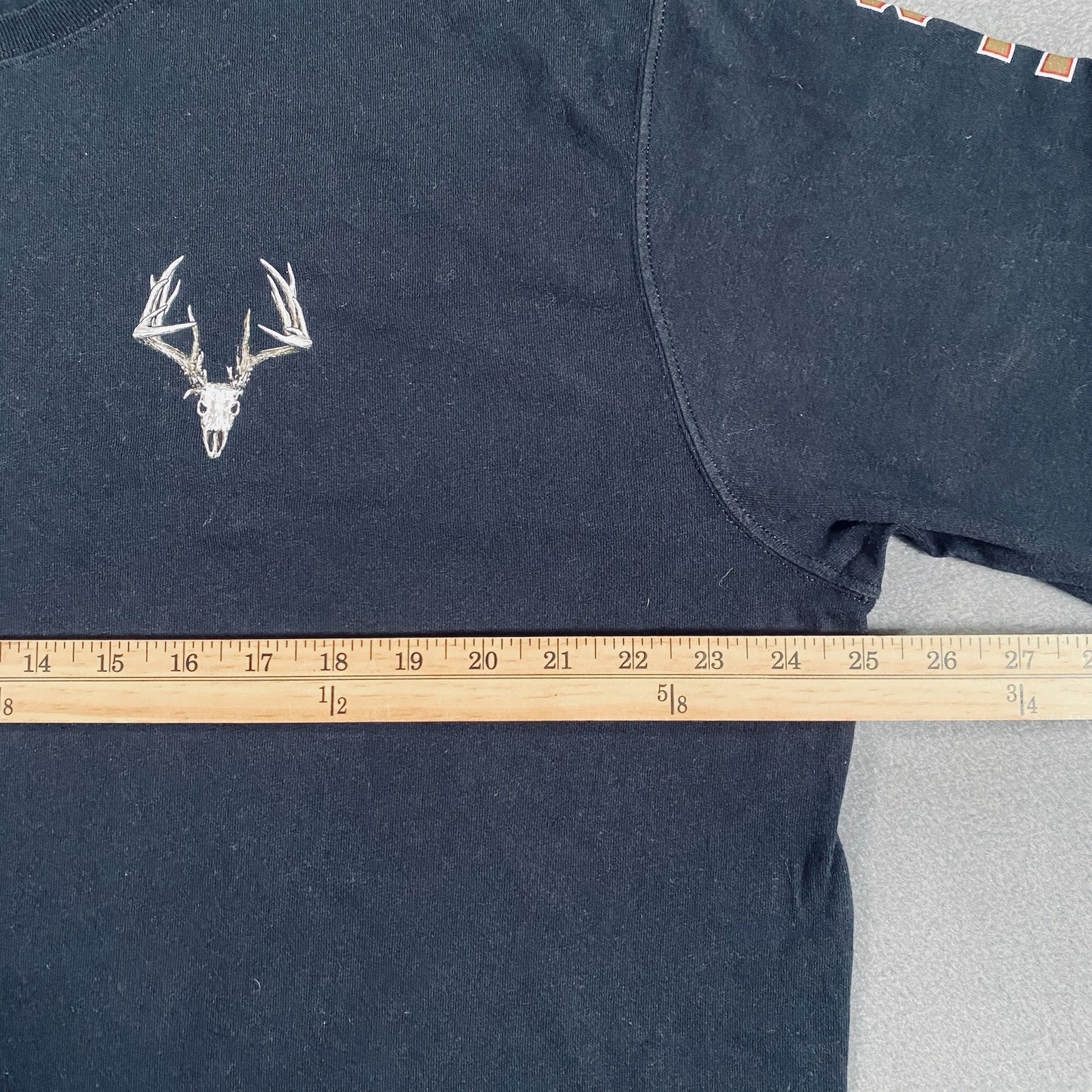 Legendary Whitetails Mens XL Black Long Sleeve TShirt Deer Skull Graphic Tee