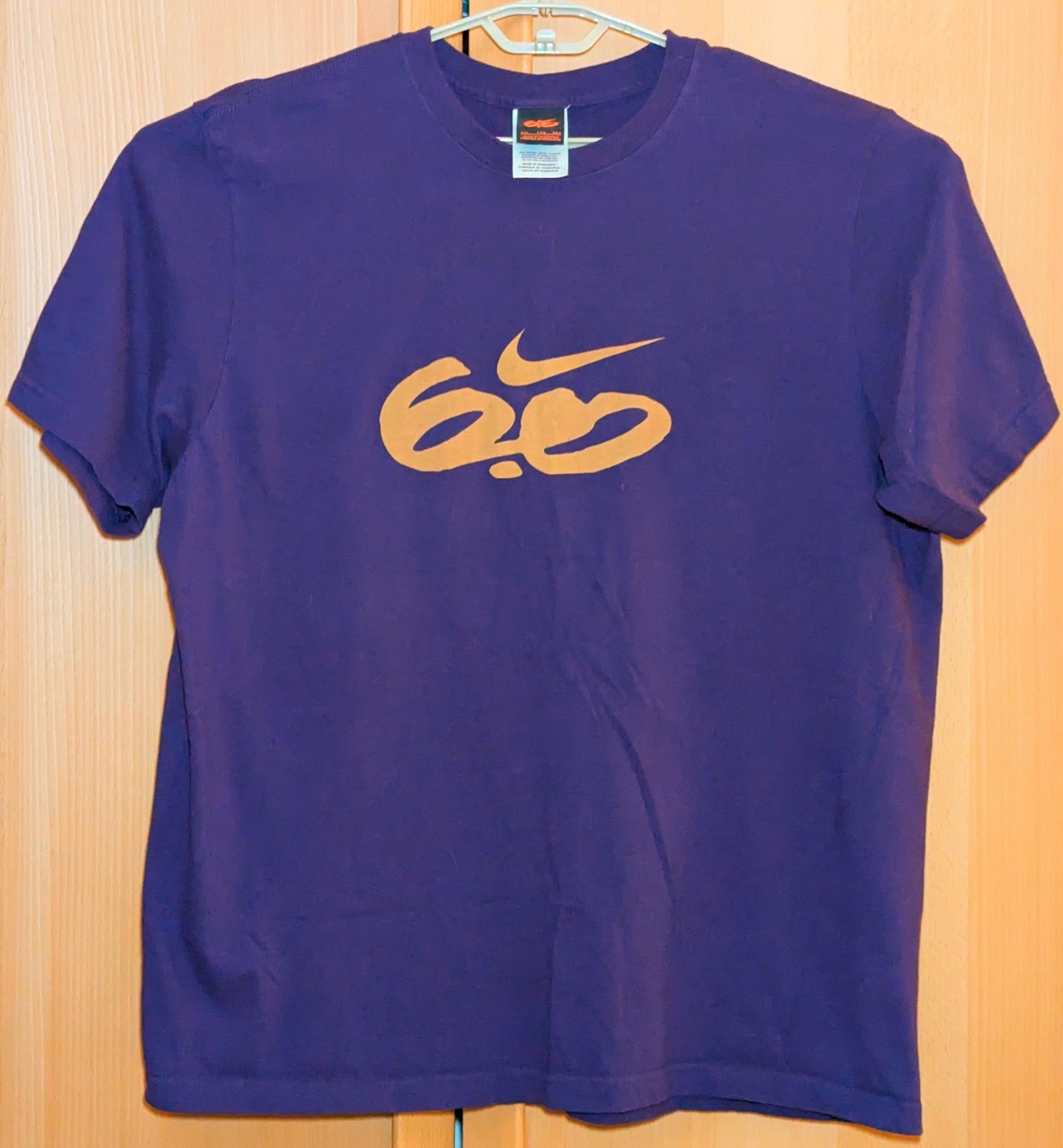 Nike 6.0 Big Logo Mens XXL Purple Gold T-shirt 100% Cotton Activewear Air SB