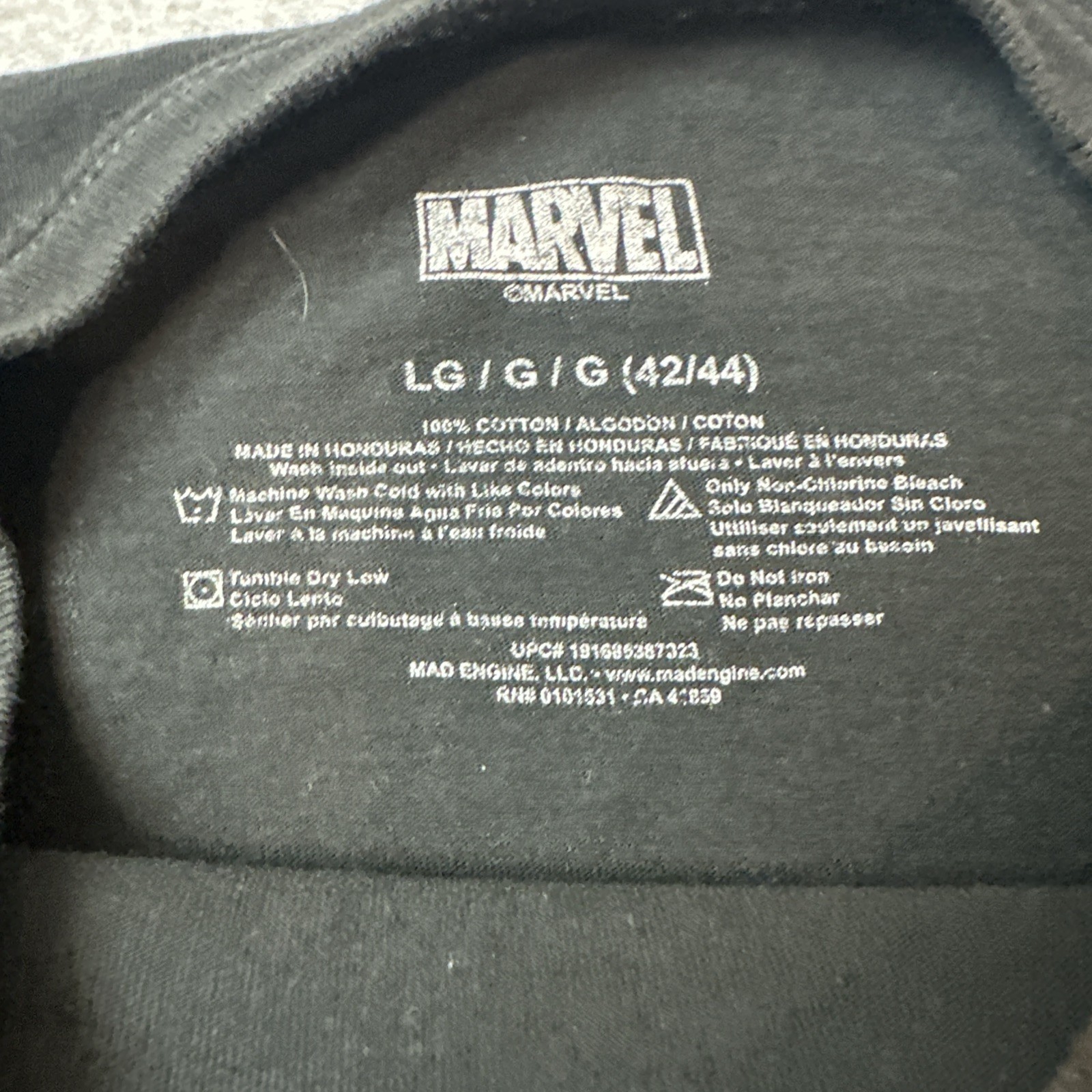 Marvel Mad Engine Men&rsquo;s T-Shirt Large Black Venom Face Purple Green Cosplay